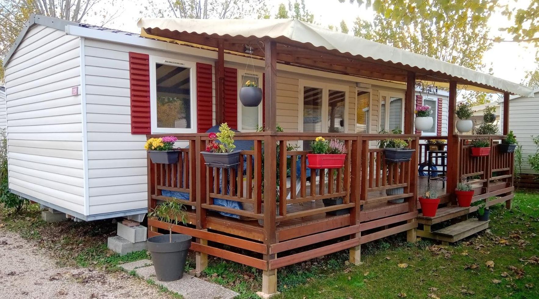 Mobile Home For You Les Rives De Condrieu Exterior foto