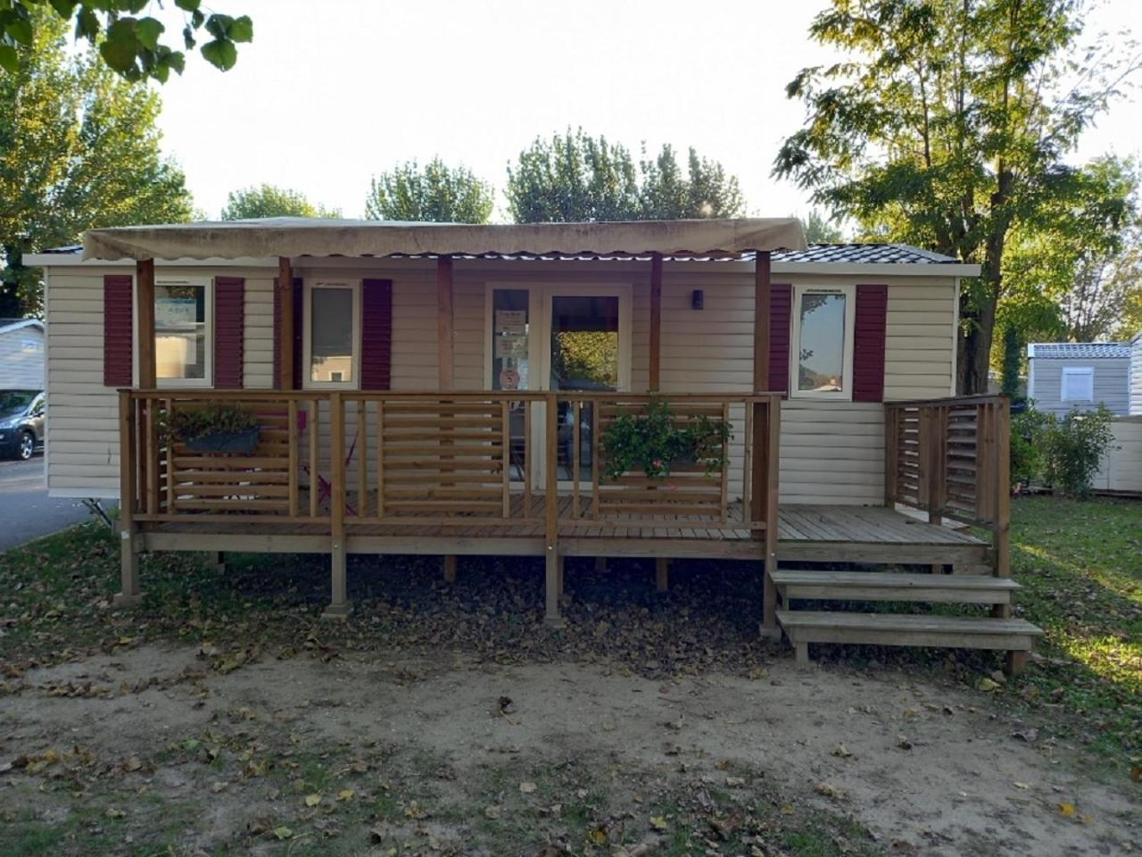 Mobile Home For You Les Rives De Condrieu Exterior foto
