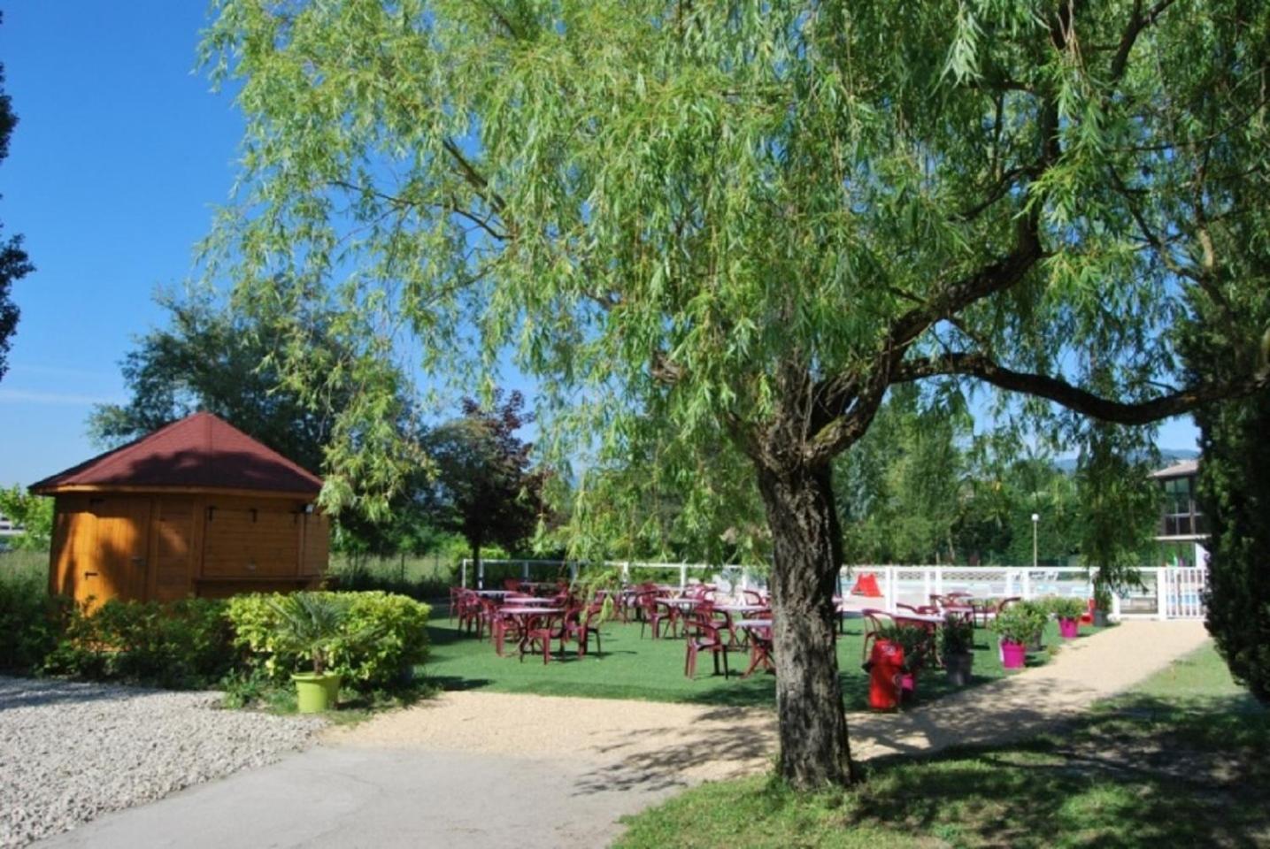 Mobile Home For You Les Rives De Condrieu Exterior foto
