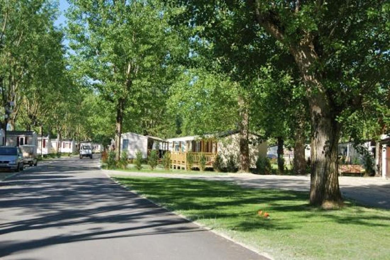 Mobile Home For You Les Rives De Condrieu Exterior foto